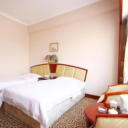 Hampton By Hilton Dalian Zhongshan Exterior foto