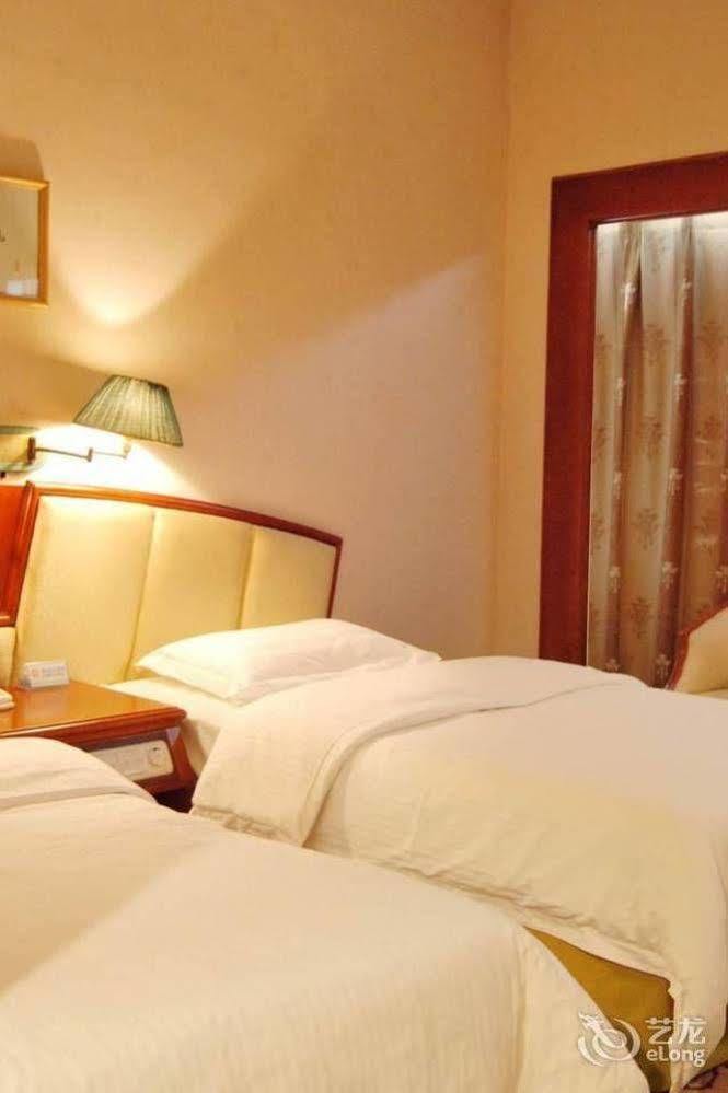 Hampton By Hilton Dalian Zhongshan Exterior foto